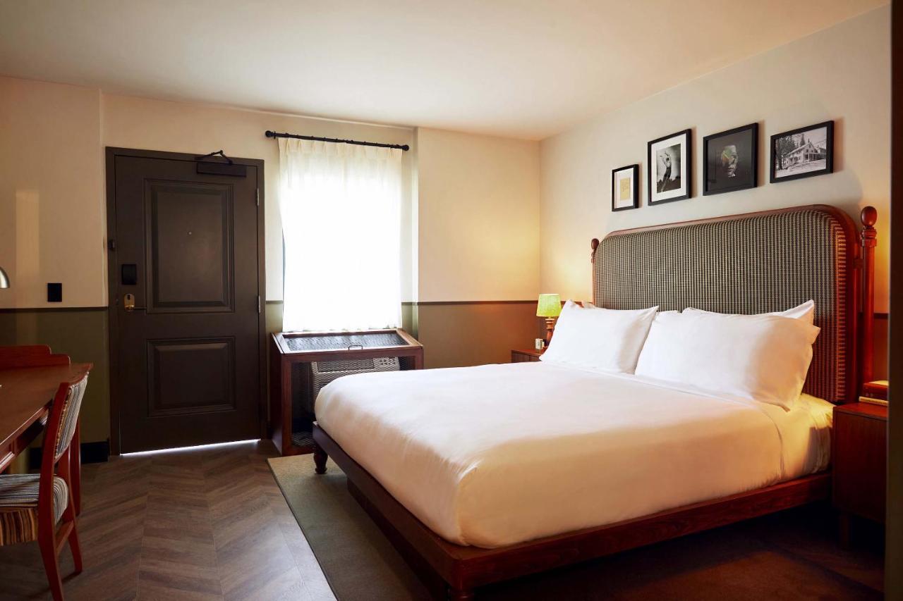 Hotel Berkshires Untold à Lenox Extérieur photo