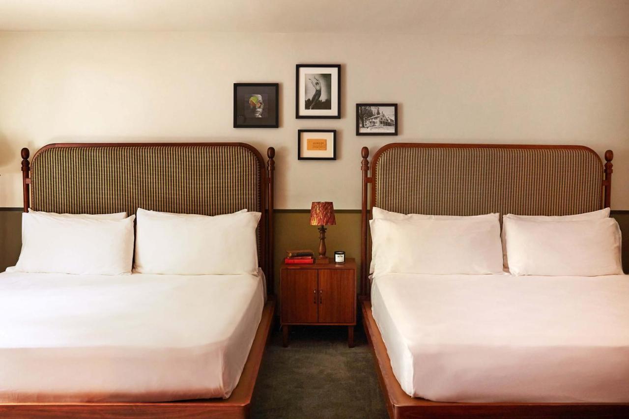 Hotel Berkshires Untold à Lenox Extérieur photo