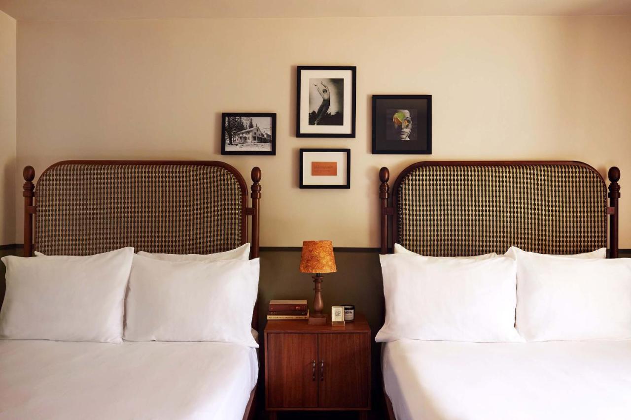 Hotel Berkshires Untold à Lenox Extérieur photo