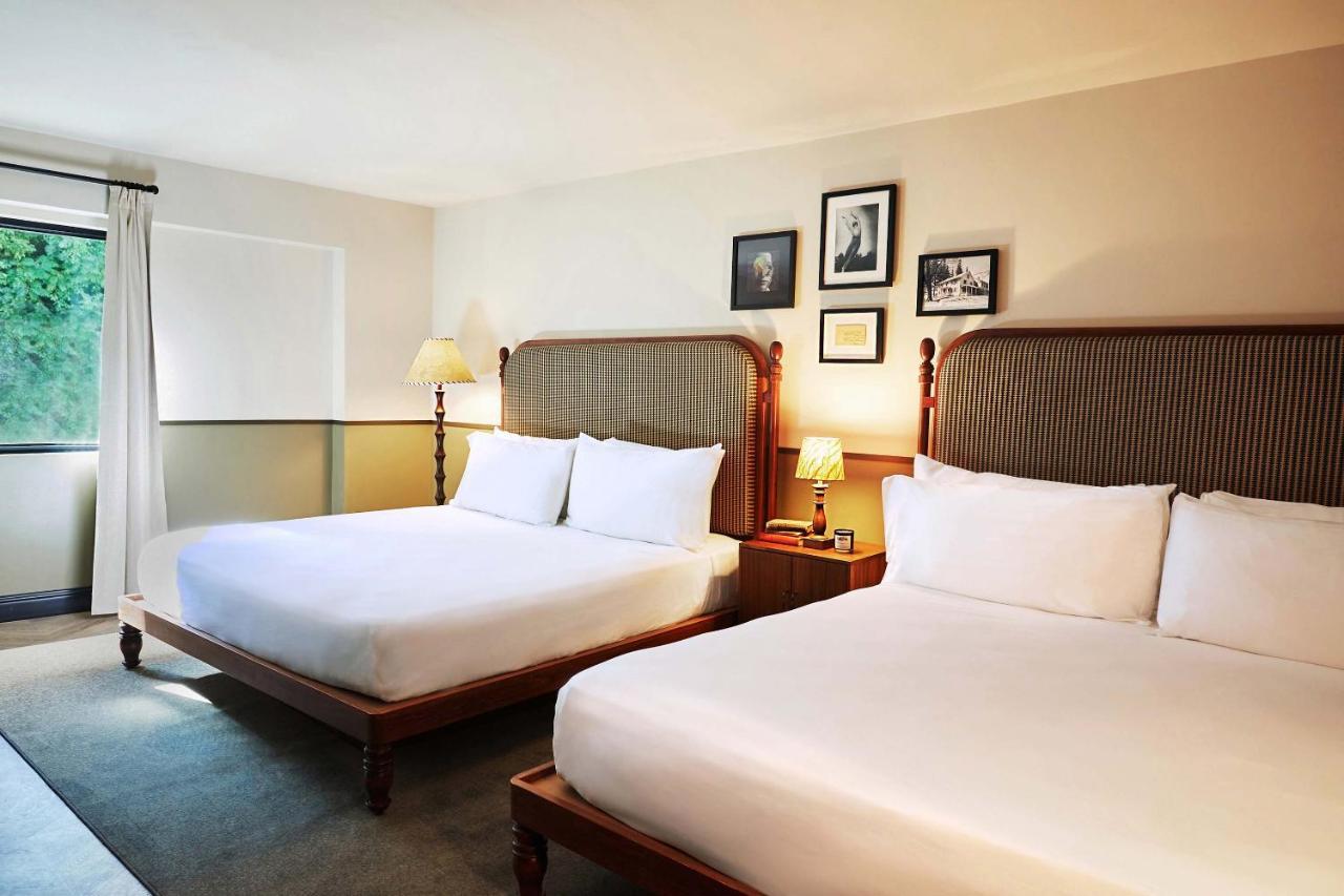 Hotel Berkshires Untold à Lenox Extérieur photo